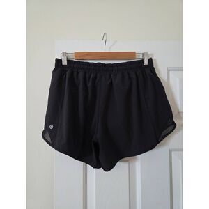 Lululemon Hotty Hot Low-Rise Lined Short 4" Size 12Tall